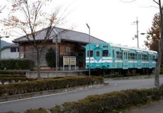 鍛冶屋駅記念館