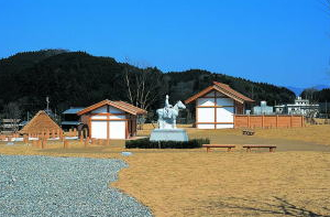 阿紀野人麻呂公園